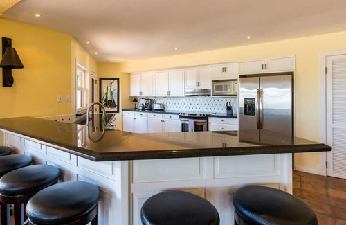 Playa Flamingo House | Luxury Flamingo home with ocean view sleeps 10 - walking distance from beach