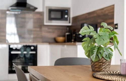 Marylebone Apartment | Luxury Flat by Marylebone High St. in the ♥️ of Central London, w/Air Con