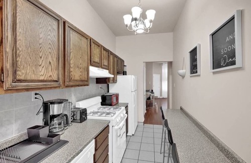 Gayborhood Apartment | Luxury Flat in Center City