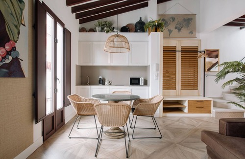 Old Town Apartment | Luxury flat with sea views