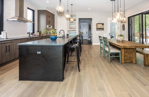 Fountain Square House | Luxury Fountain Square Home | Perfect for Groups!