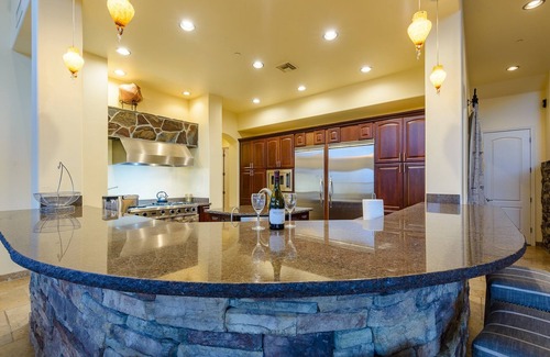 Fountain Hills House | Luxury Fountain Hills, VIEWS, infinity Edge Pool, Hot Tub, Sleeps 16