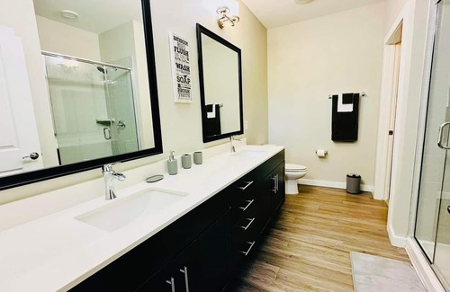 Franklin Apartment | Luxury Friend & Family Suite