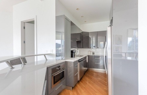 West Town Apartment | Luxury Fulton Market Penthouse Amazing City Views