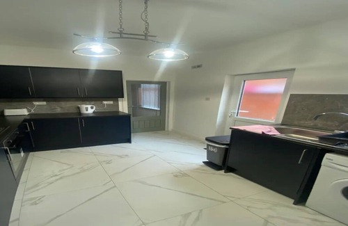 Welford House | Luxury Furnished 4 bedroom City Stay