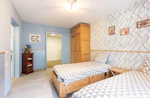 Xhignesse Other | Luxury gîte – For families & friends, up to 14 adults + baby