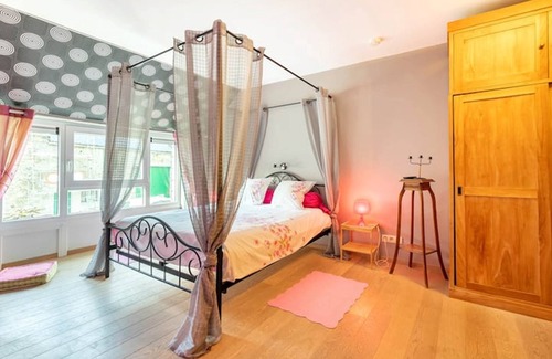 Xhignesse Other | Luxury gîte – For families & friends, up to 14 adults + baby