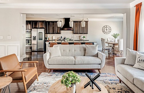 Cliftondale House | Luxury Getaway by airport and downtown Atlanta