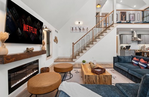 Albrightsville Ski Chalet | Luxury, Getaway with Nature and Comfort