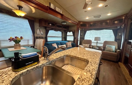 Englewood House | Luxury Glamping near the gorgeous Gulf coast Beach!