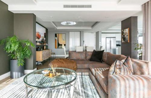 Green Point Apartment | Luxury Green Point Apartment with Ocean Views
