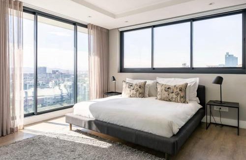 Green Point Apartment | Luxury Green Point Apartment with Ocean Views