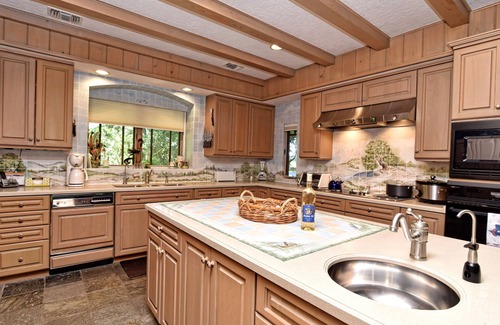 Canyon Lake House | Luxury Guadalupe Riverfront Lodge!