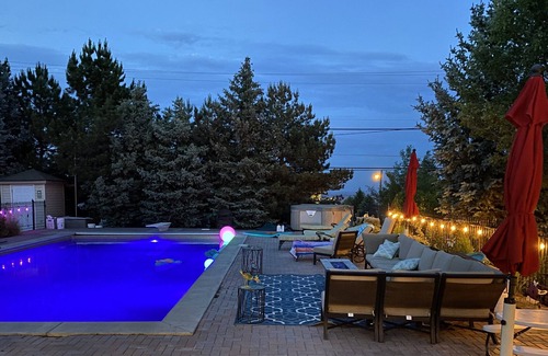 Ephrata House | Luxury Guest House in nice neighborhood close to all amenities