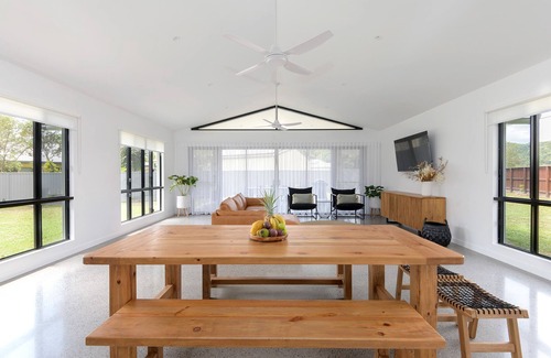Mossman House | Luxury Guest House with Mountain Views