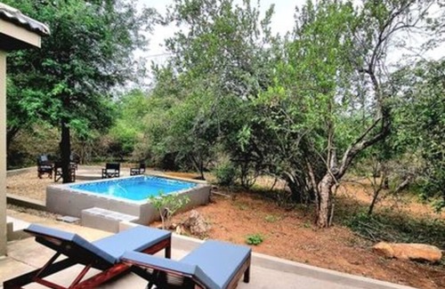 Marloth Park House | Luxury Guesthouse Co @ TreasureHouse