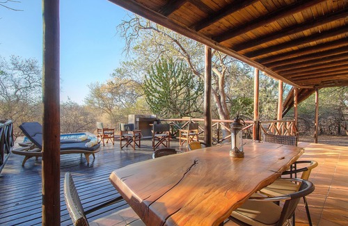 Marloth Park House | Luxury Guesthouse Co @ HoneymoonHouse