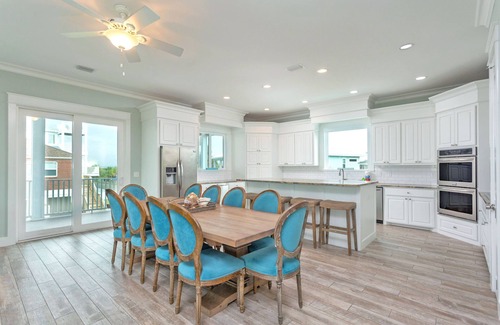 Pensacola Beach House | Luxury Gulf view home w/Private Pool/Steps to the beach!