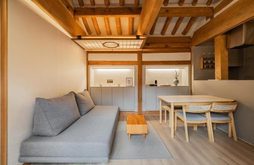 Jongno Villa | Luxury Hanok The Noble Hanok