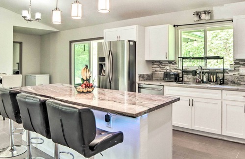 Keaau House | Luxury Hawaii Getaway: Close to Beach & Ocean
