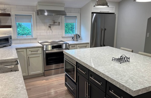 Greenlawn Apartment | Luxury High-End Build. New!