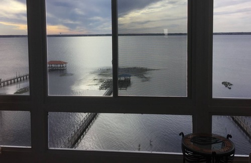 Sebring Condo | LUXURY HIGH RISE ON THE LAKE
