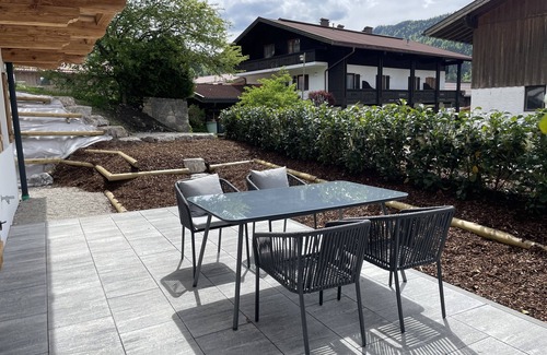 Entfelden Condo | Luxury holiday apartment in the Bavarian Alps with garden