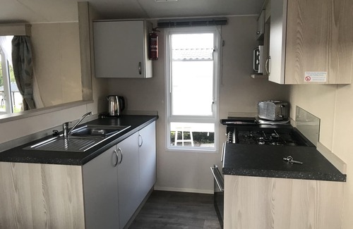 Hamworthy House | Luxury Holiday Home at 5 star Holiday Park near Sandbanks & Poole Harbour