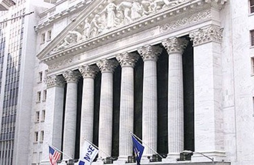 Financial District Condo | Luxury home by the NYSE and Freedom Tower
