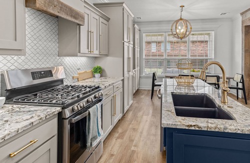 Bentonville House | Luxury Home @ Crystal Bridges + Trail Access!