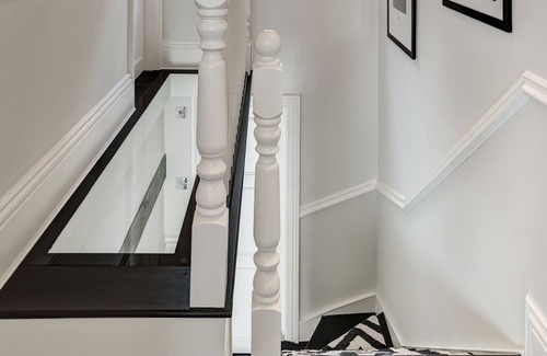 Pimlico House | Luxury Home in Cambridge Street. INSTANT BOOK on VRBO UK