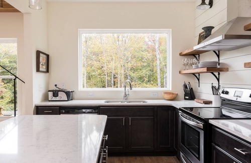 Blowing Rock House | Luxury Home in exclusive Sweetgrass gated community 10 mins to Blowing Rock