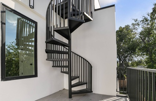 Dawson House | Luxury home in the heart of ATX