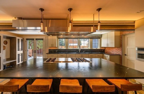 Crested Butte House | Luxury Home in Town, Hot Tub, Movie Theater, Large Fenced In Yard ⛰