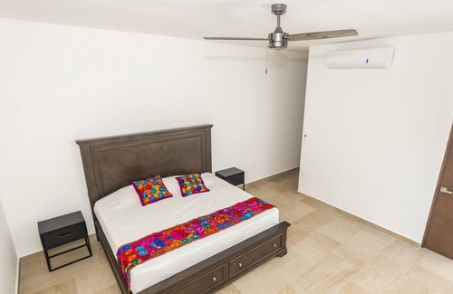 Merida Municipality House | Luxury Home-Merida 4&4w/privatepool,12 guests, close to everything