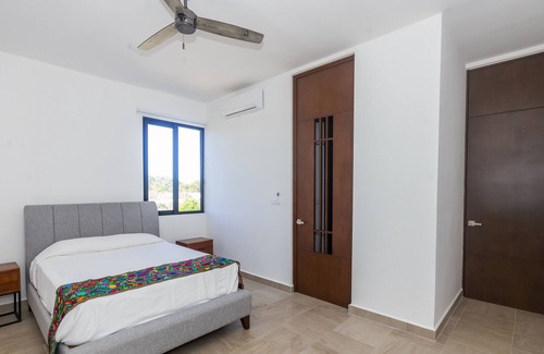Merida Municipality House | Luxury Home-Merida 4&4w/privatepool,12 guests, close to everything