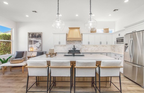Naples House | Luxury home, new saltwater pool, completely remodeled with private casita.