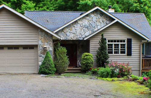 Waynesville House | Luxury home no damage by storm,relaxing mountain vista with entire town open