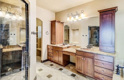 Larkspur House | Luxury home on 120 acres. Amazing Views. 6-beds