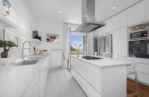 Sorrento Historic Centre Apartment | Luxury Home Sea View & Jacuzzi in Sorrento centre