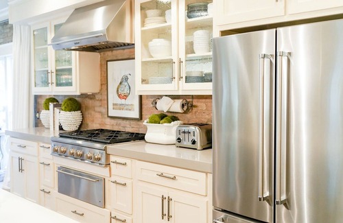 King City House | Luxury home steps from the pier village, sleeps 10