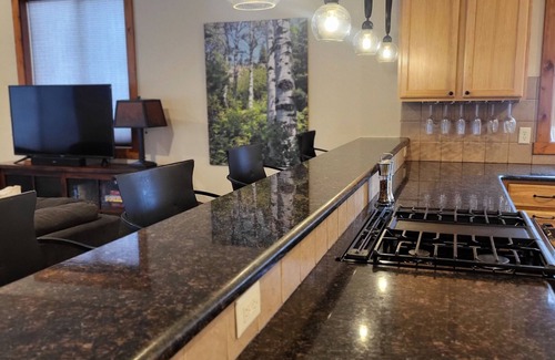 Grand Lake House | Luxury home w/amazing views from all 3 levels + XL Hot tub!