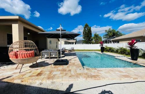 Sabal Harbour House | Luxury Home W Heated PoolNear IMG & Siesta Key Beach