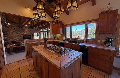 Purgatory House | Luxury Home with Gorgeous Views Located at Electra Lake, Close to Ski Resort
