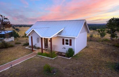 Fredericksburg House | Luxury Homes! With a Pool-Jacuzzi-Outdoor Kitchen!