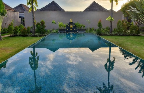 Sunset Road Villa | Luxury Honemoon villa with a private pool