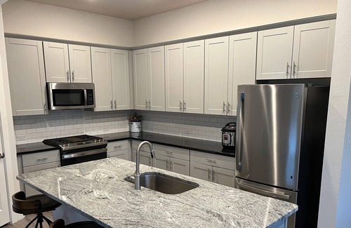 Oak Cliff House | LUXURY House in Gated Community Close to Downtown Dallas