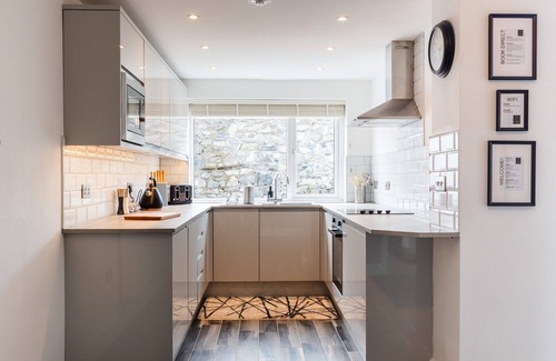 Mumbles House | Luxury House in the Heart of Mumbles Village