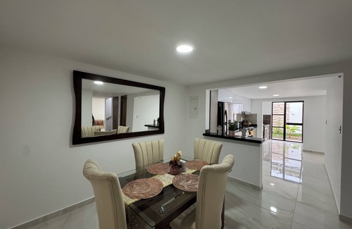 Neiva House | Luxury House with Central A/C - Neiva