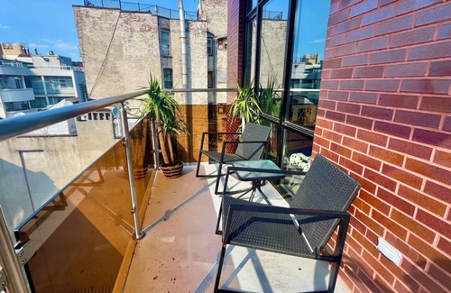 Lower East Side Apartment | Luxury in Little Italy: 2 bedroom-Private Balcony